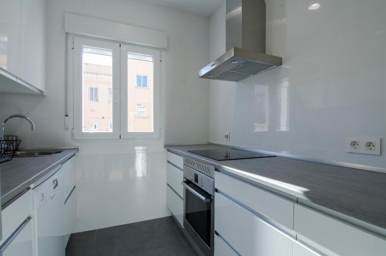 2 Bedrooms 2 Bathrooms Furnished - Bernabeu - Business Area With Terrace - Minty Stay Мадрид Екстер'єр фото