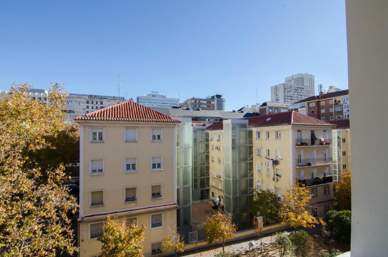 2 Bedrooms 2 Bathrooms Furnished - Bernabeu - Business Area With Terrace - Minty Stay Мадрид Екстер'єр фото