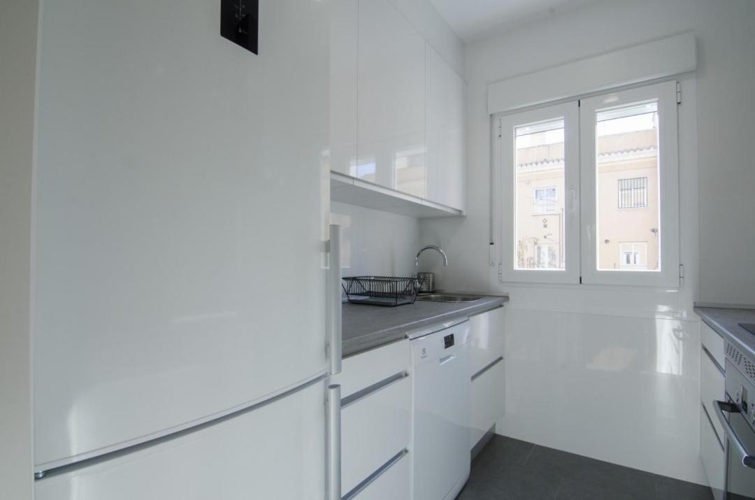 2 Bedrooms 2 Bathrooms Furnished - Bernabeu - Business Area With Terrace - Minty Stay Мадрид Екстер'єр фото
