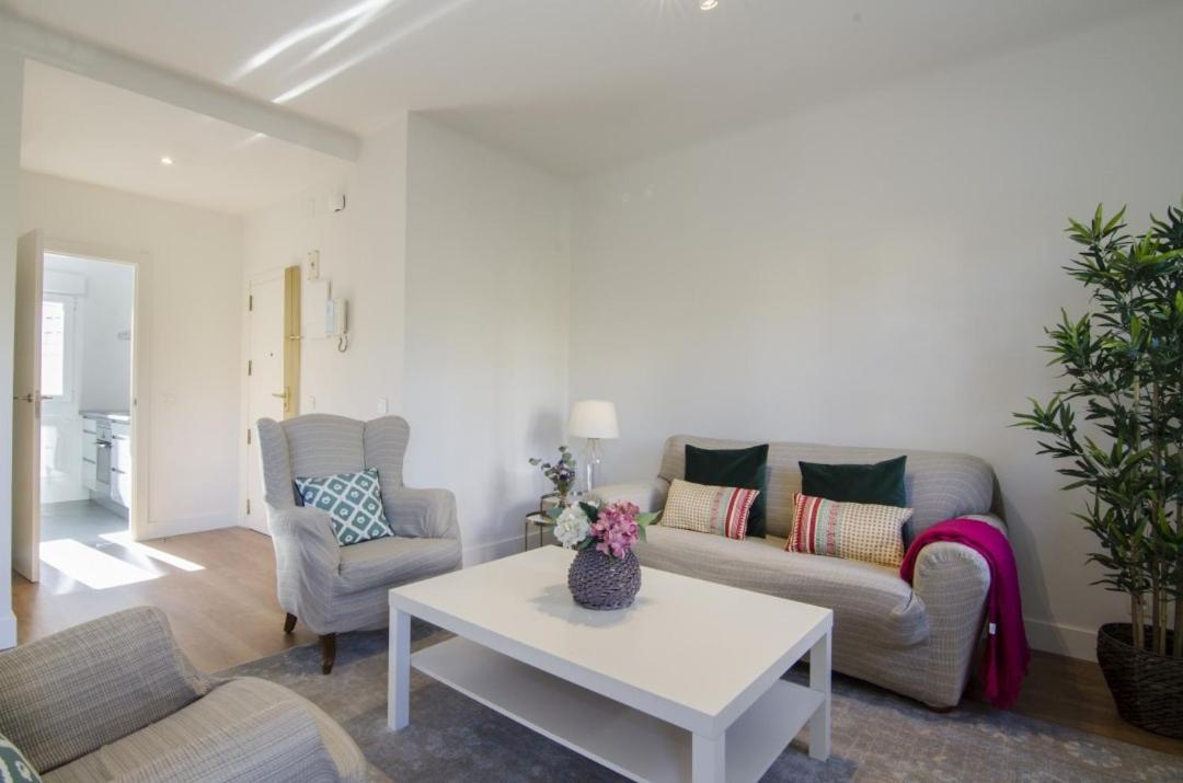 2 Bedrooms 2 Bathrooms Furnished - Bernabeu - Business Area With Terrace - Minty Stay Мадрид Екстер'єр фото