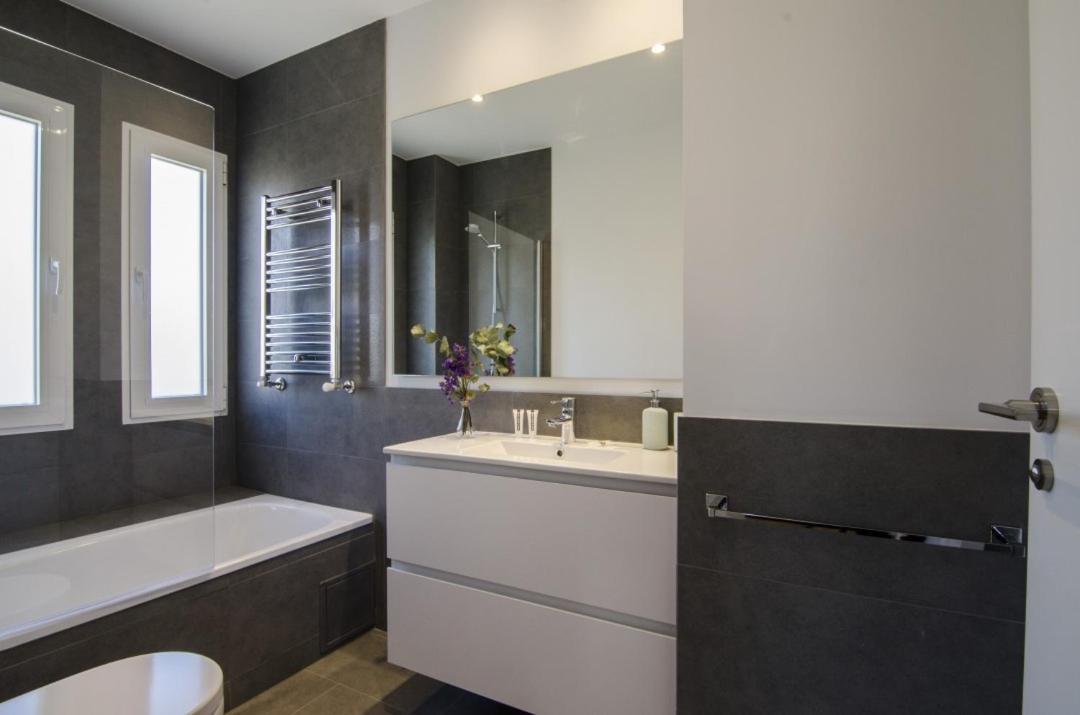 2 Bedrooms 2 Bathrooms Furnished - Bernabeu - Business Area With Terrace - Minty Stay Мадрид Екстер'єр фото