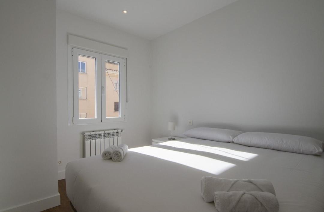 2 Bedrooms 2 Bathrooms Furnished - Bernabeu - Business Area With Terrace - Minty Stay Мадрид Екстер'єр фото
